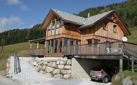 Modern Chalet in Hohentauern near Ski Lift
